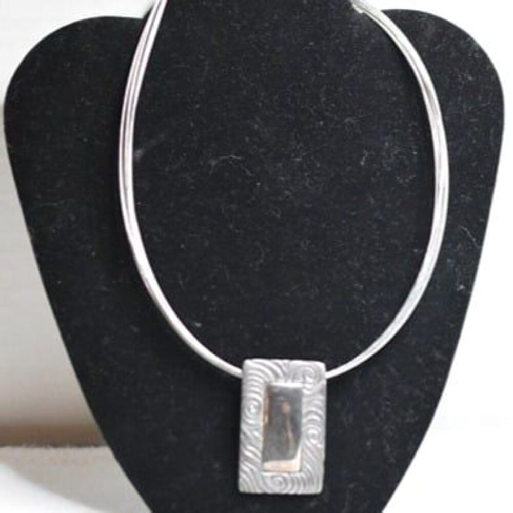 Heavy Metal Unisex Silver Tone Large Pendant Bib Choker 16" Grunge Necklace